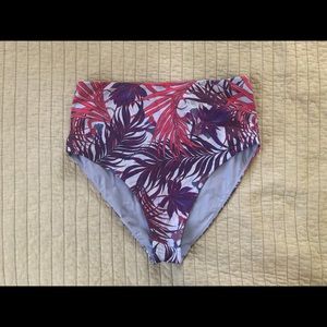 Lululemon Deep Sea High Waist Bottoms 10